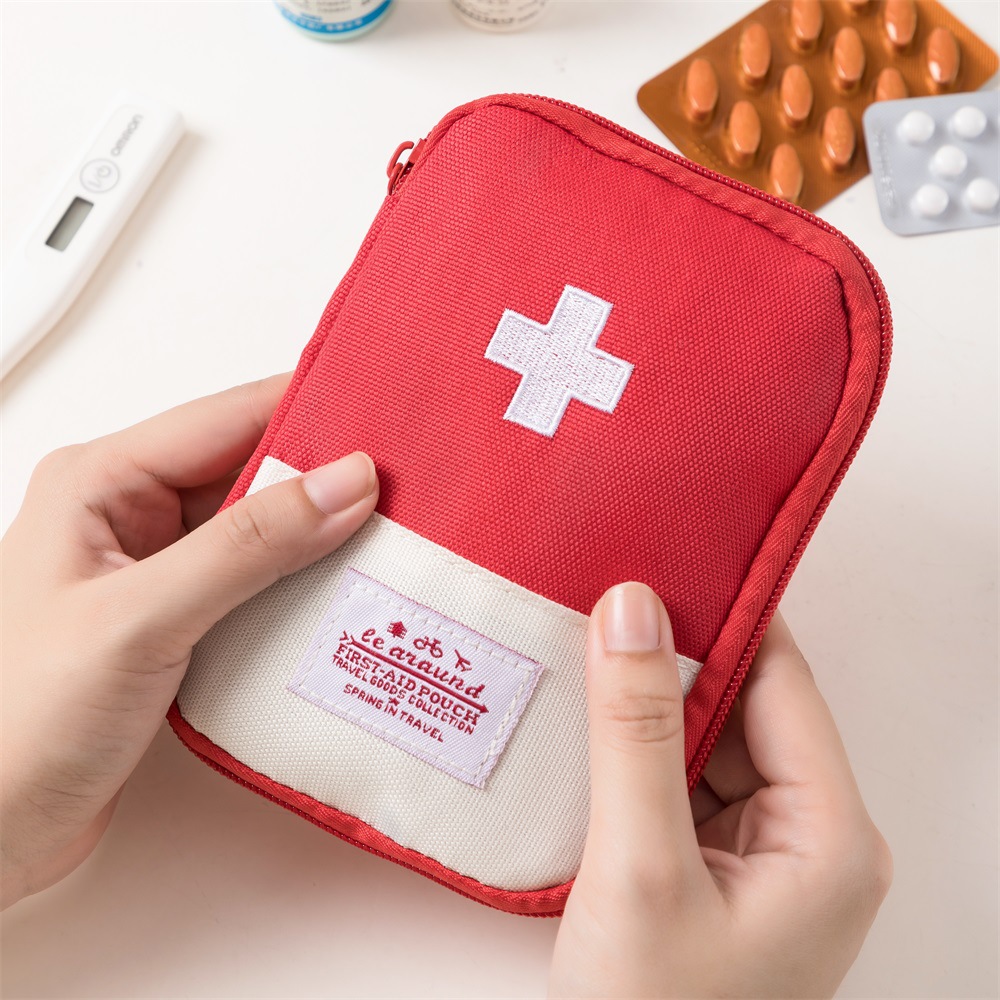 Borsa Portatile per Medicinali - Baby Clothes Organiser recensione e prezzo